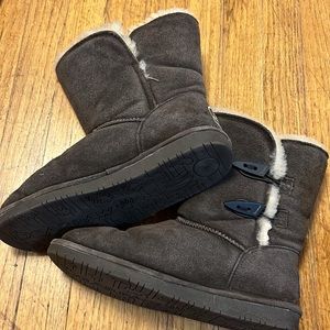 Bear paw boots